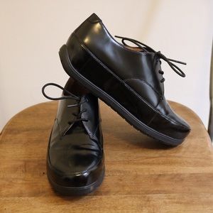 Brand New Fitflop flatform black leather shoes